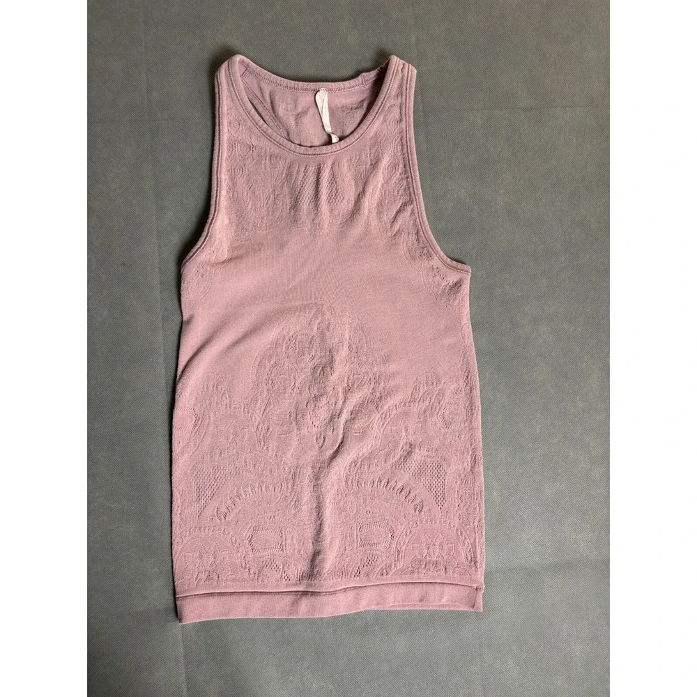 Lululemon Tank Top Women's 4 Pink Sleeveless Racerback Pullover Outdoor
